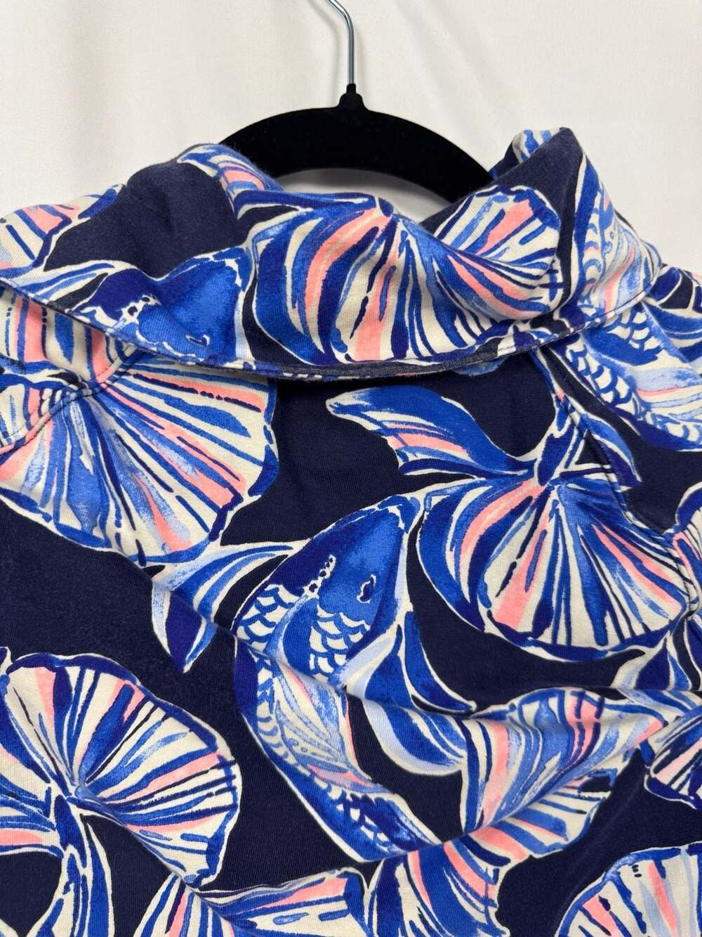Lilly Pulitzer Booker Popover in Bright Navy In Reel Life Print - Picture 5 of 9